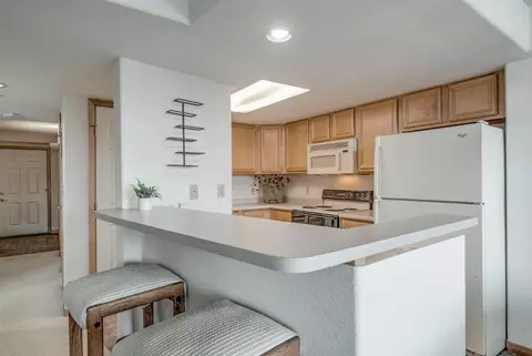 Kitchen - 980 Lakepoint Dr #404, Frisco, CO 80443 photo 1 of 3
