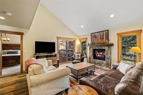 1505 Cascades Dr #4, Steamboat Springs, CO 80487
