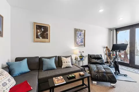 Living - 9 E Benjamin Pt, Silverthorne, CO 80498 photo 5 of 8