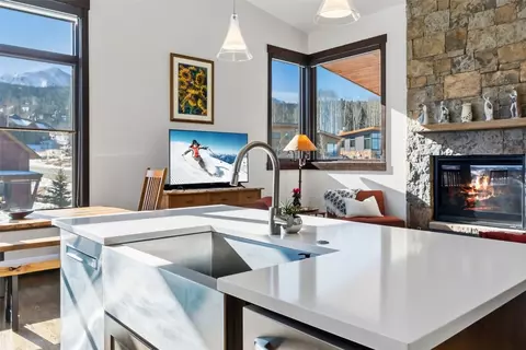 Kitchen - 9 E Benjamin Pt, Silverthorne, CO 80498 photo 5 of 7