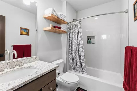 Bath - 9 E Benjamin Pt, Silverthorne, CO 80498 photo 4 of 5