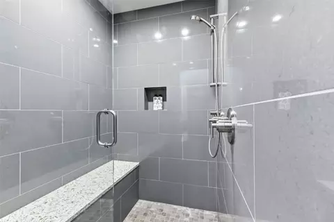Bath - 9 E Benjamin Pt, Silverthorne, CO 80498 photo 3 of 5