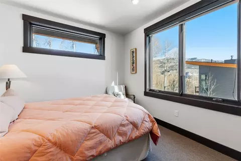 Bedroom - 9 E Benjamin Pt, Silverthorne, CO 80498 photo 2 of 5