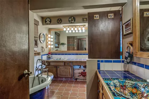 Bath - 637 Rock Rd, Bailey, CO 80421 photo 1 of 6
