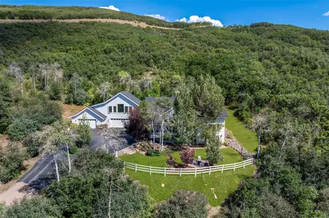 26000 High Ridge Dr, Oak Creek, CO 80467