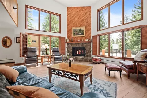 Living - 112 N Pine St, Breckenridge, CO 80424 photo 1 of 5