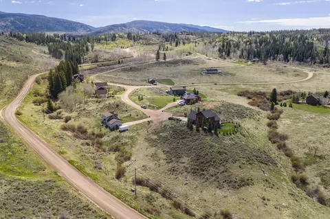 32512 Pueblo Way, Oak Creek, CO 80467