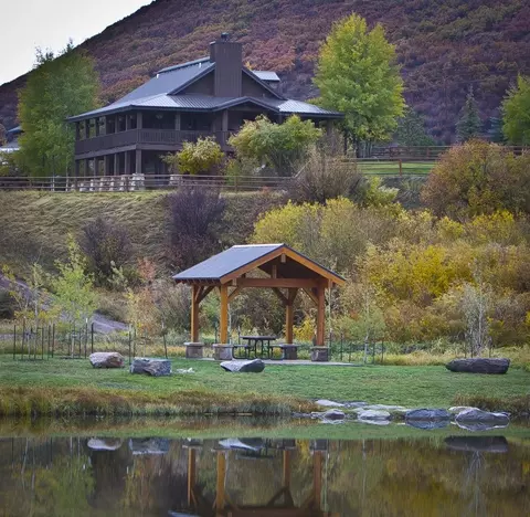 32080 Mack Ln, Oak Creek, CO 80467