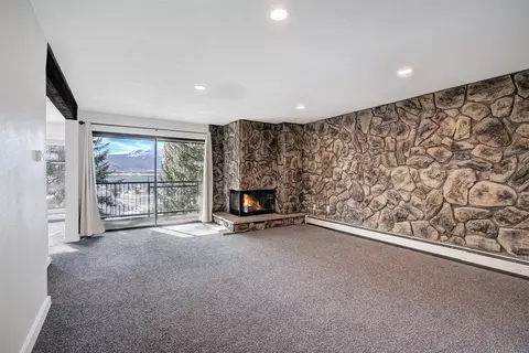 120 E La Bonte St #208, Dillon, CO 80435