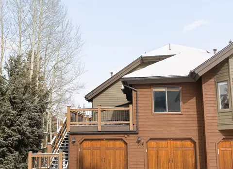 302 Village Point Dr #302, Breckenridge, CO 80424