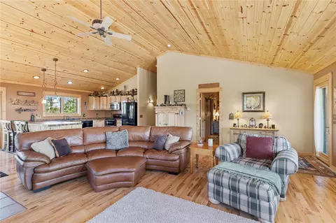 1838 E Longbow Dr, Como, CO 80432 photo 6