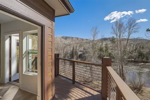 1044 Blue River Pkwy #C-307, Silverthorne, CO 80498
