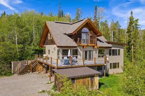 30720 Elk Ln, Steamboat Springs, CO 80487