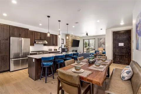 557 Center Cir #C2, Silverthorne, CO 80498