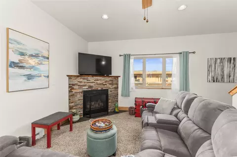 179 S 6th St, Hayden, CO 81639