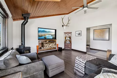 Living - 54 Hideaway Ct, Dillon, CO 80435 photo 4 of 7