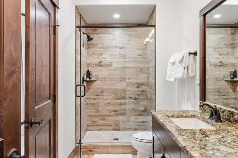 Bath - 59 Erickson Loop #4B, Keystone, CO 80435 photo 3 of 5