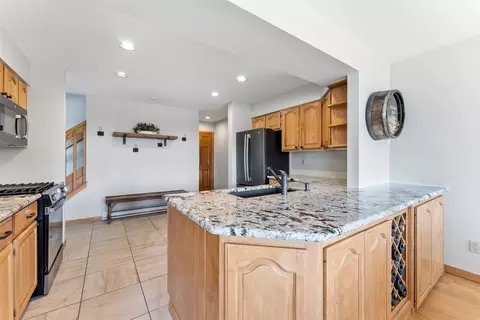 Kitchen - 454 Ensign Dr #B, Dillon, CO 80435 photo 1 of 4