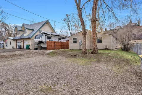 427 E Washington Ave #A & B, Hayden, CO 81639