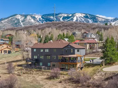 418 Willow Ct, Steamboat Springs, CO 80487