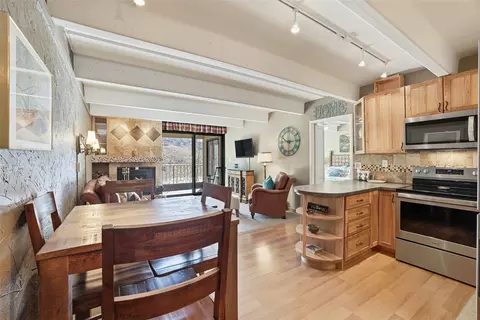 Dining - 220 E La Bonte St #219, Dillon, CO 80435 photo 1 of 2
