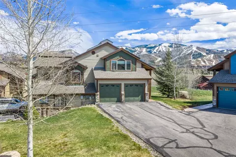 594 Parkview Dr #3, Steamboat Springs, CO 80487