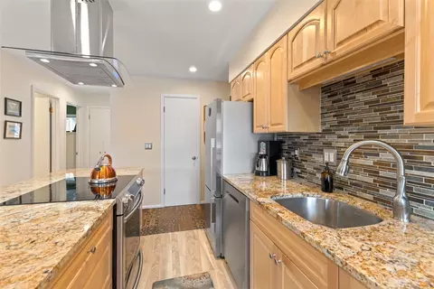 Kitchen - 240 E La Bonte St #3, Dillon, CO 80435 photo 7 of 7