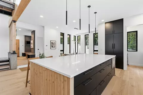 Kitchen - 331 Doris Dr, Blue River, CO 80424 photo 3 of 7