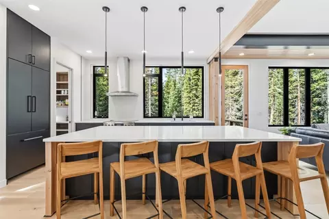 Kitchen - 331 Doris Dr, Blue River, CO 80424 photo 1 of 7