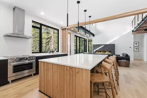 Kitchen - 331 Doris Dr, Blue River, CO 80424 photo 5 of 7