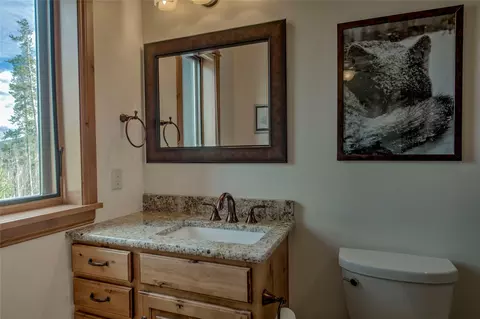 Bath - 173 Solomons Ln, Silverthorne, CO 80498 photo 6 of 8