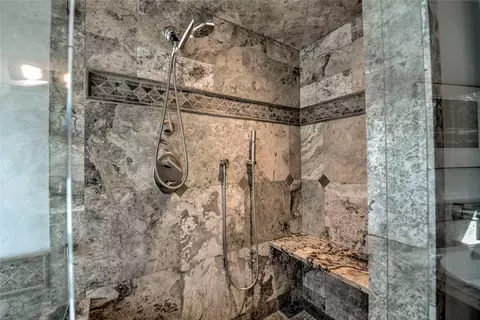 Bath - 173 Solomons Ln, Silverthorne, CO 80498 photo 3 of 8