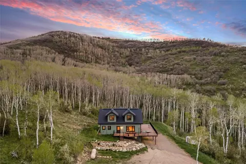 24425 Rawhide Trl, Oak Creek, CO 80467