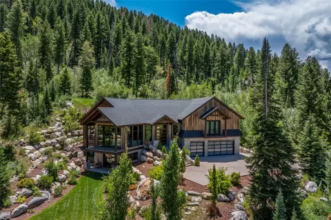 1016 Steamboat Blvd, Steamboat Springs, CO 80487