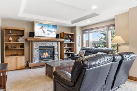 Living - 74 Doe Dr #74, Dillon, CO 80435 photo 3 of 5