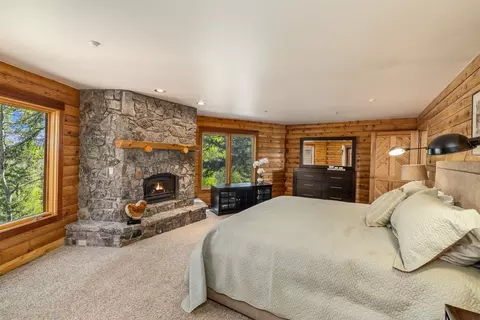 Bedroom - 2244 Johnson Rd, Silverthorne, CO 80498 photo 1 of 7