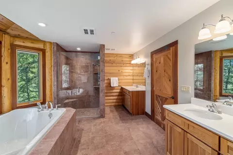 Bath - 2244 Johnson Rd, Silverthorne, CO 80498 photo 1 of 5