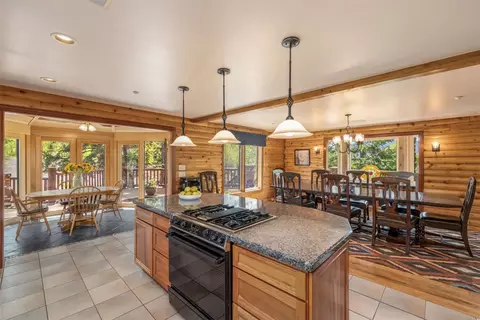 Kitchen - 2244 Johnson Rd, Silverthorne, CO 80498 photo 4 of 5