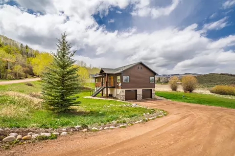 29955 Rock Point Trl, Oak Creek, CO 80467