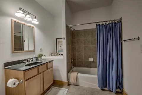 Bath - 135 Main St #218, Dillon, CO 80435 photo 1 of 6