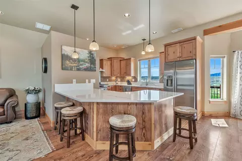 938 Dry Creek South Rd, Hayden, CO 81639