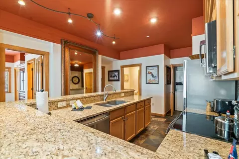 Kitchen - 91 River Run Rd #8111, Keystone, CO 80435 photo 4 of 5