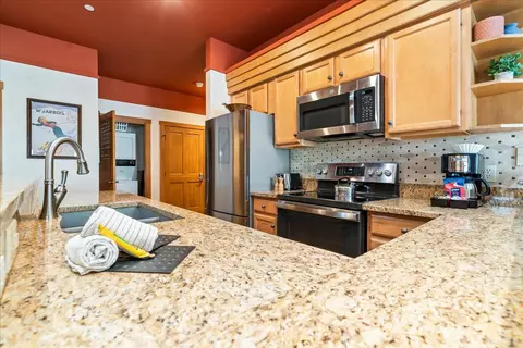Kitchen - 91 River Run Rd #8111, Keystone, CO 80435 photo 3 of 5