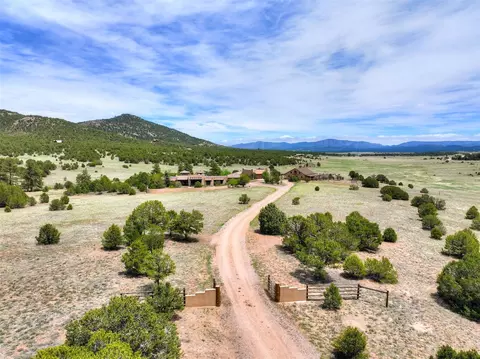 1328 Round Up Rd, Westcliffe, CO 81252