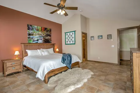 Bedroom - 446 Rodeo Dr, Silverthorne, CO 80498 photo 1 of 11