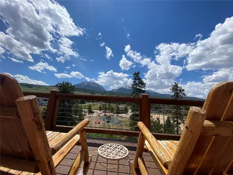 Exterior - 545 Tanglewood Ln, Silverthorne, CO 80498 photo 5 of 7