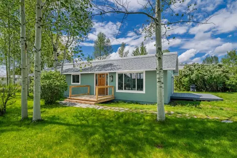 40570 Steamboat Dr, Steamboat Springs, CO 80487