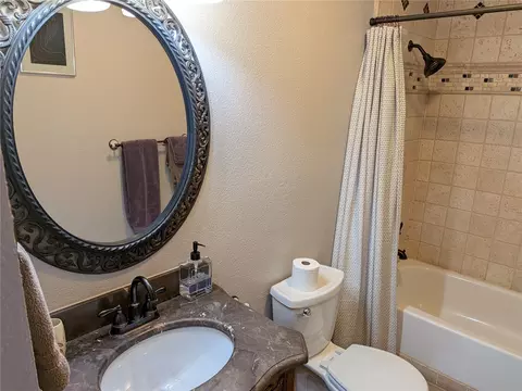 Bath - 216 Climax Dr, Dillon, CO 80435 photo 4 of 4
