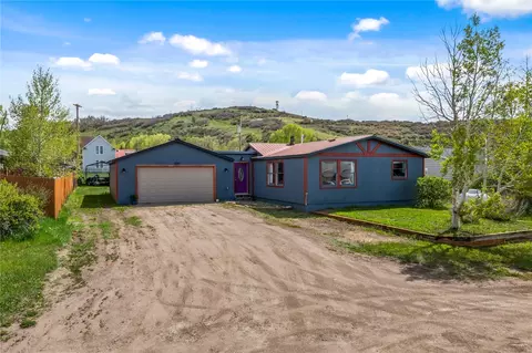 220 W 4th St, Yampa, CO 80483