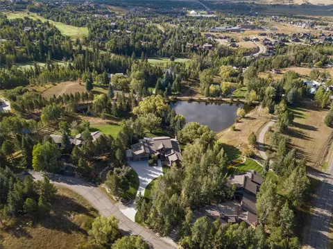 855 Fox Ln, Steamboat Springs, CO 80487